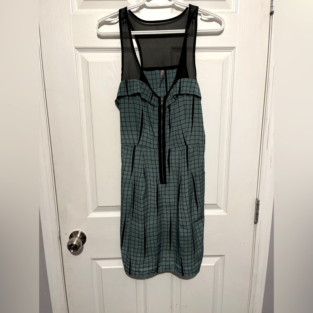 Ladies dress